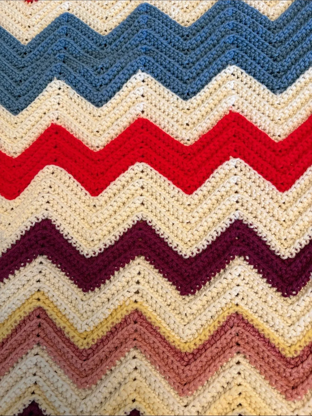 Vintage Handmade Crochet Afghan Throw Chevron Zig Zag Multicolor 52x40